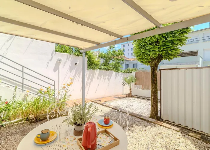 Petite Maison Avec Jardin
