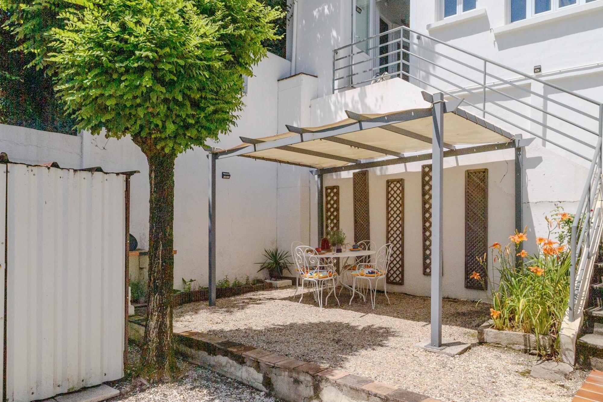Appartement Petite Maison Avec Jardin *